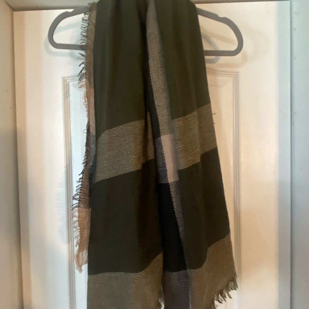 Green and Tan Striped Scarf